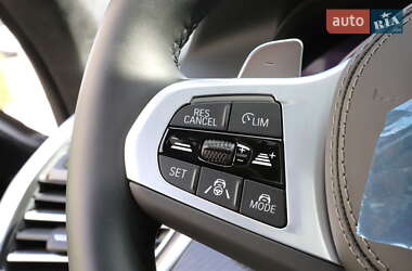 Позашляховик / Кросовер BMW X6 2022 в 