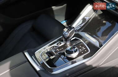 Позашляховик / Кросовер BMW X6 2022 в 