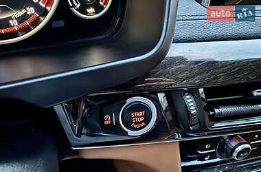 Внедорожник / Кроссовер BMW X6 2015 в 