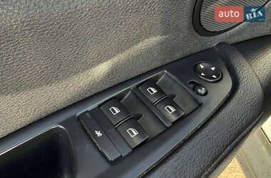 Позашляховик / Кросовер BMW X6 2011 в 