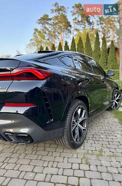 Позашляховик / Кросовер BMW X6 2022 в 