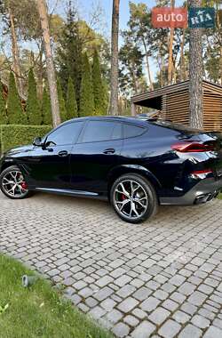 Позашляховик / Кросовер BMW X6 2022 в 