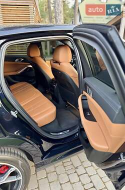 Позашляховик / Кросовер BMW X6 2022 в 