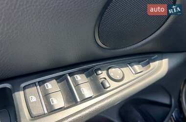 Позашляховик / Кросовер BMW X6 2015 в 
