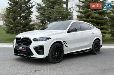 Позашляховик / Кросовер BMW X6 2022 в 