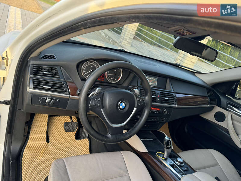 Позашляховик / Кросовер BMW X6 2009 в Новоселиці