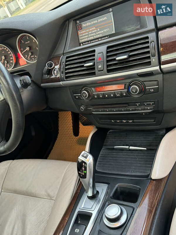 Позашляховик / Кросовер BMW X6 2009 в Новоселиці