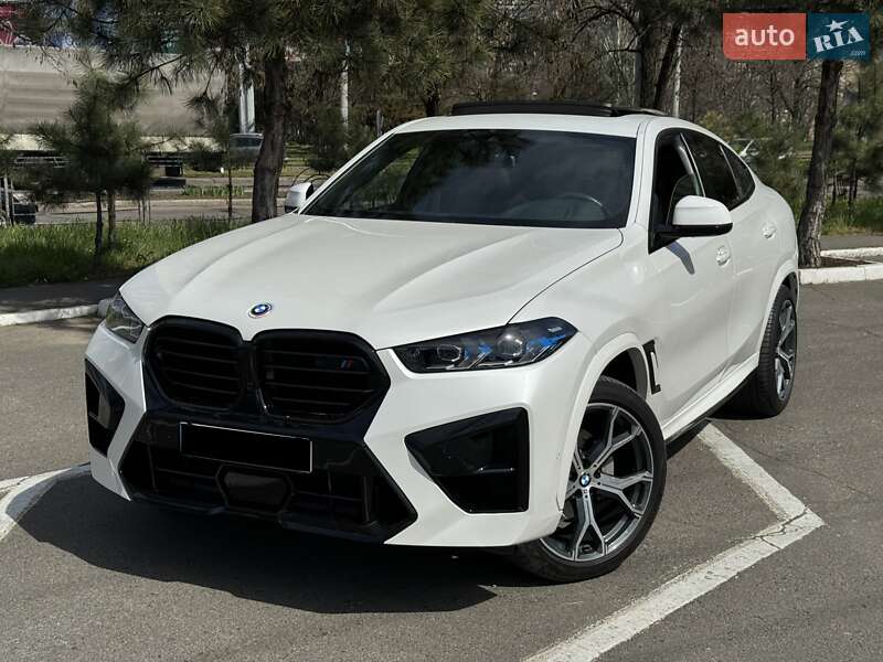 Позашляховик / Кросовер BMW X6 2021 в 
