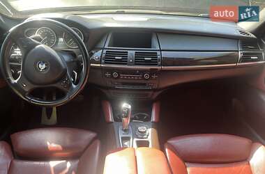 Позашляховик / Кросовер BMW X6 2013 в 