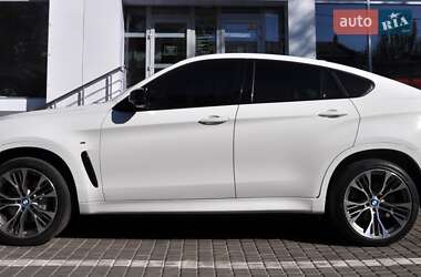 Внедорожник / Кроссовер BMW X6 2018 в 