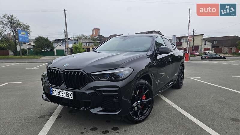 Позашляховик / Кросовер BMW X6 2022 в 