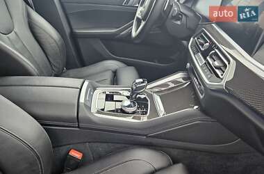 Позашляховик / Кросовер BMW X6 2022 в 