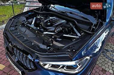 Позашляховик / Кросовер BMW X6 2022 в 