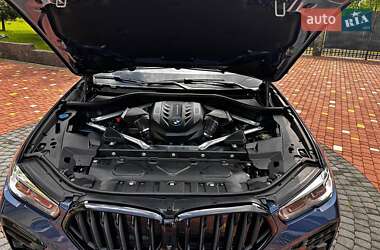 Позашляховик / Кросовер BMW X6 2022 в 