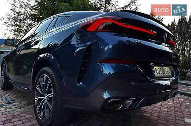 Позашляховик / Кросовер BMW X6 2022 в 