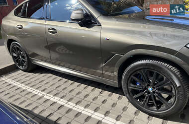 Позашляховик / Кросовер BMW X6 2020 в 