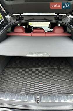Внедорожник / Кроссовер BMW X6 2021 в 