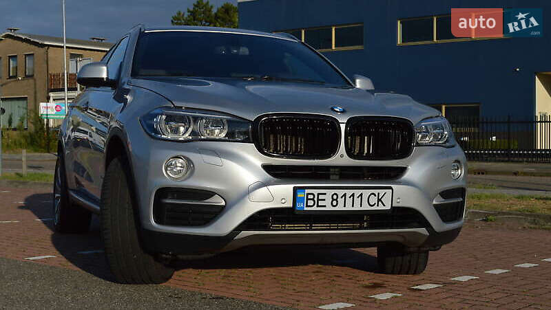 Позашляховик / Кросовер BMW X6 2015 в 