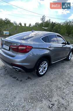 Внедорожник / Кроссовер BMW X6 2015 в Черновцах