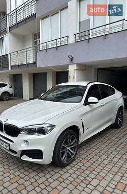 Позашляховик / Кросовер BMW X6 2018 в 