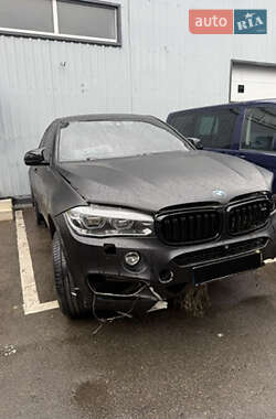 Внедорожник / Кроссовер BMW X6 2016 в Киеве