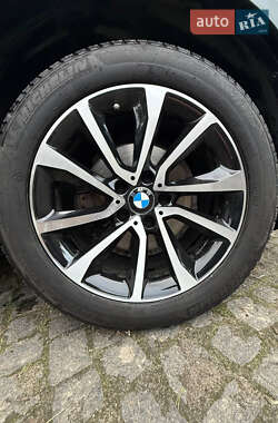 Внедорожник / Кроссовер BMW X6 2015 в 