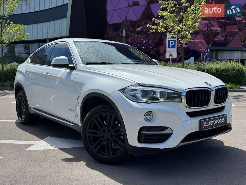 Внедорожник / Кроссовер BMW X6 2016 в 