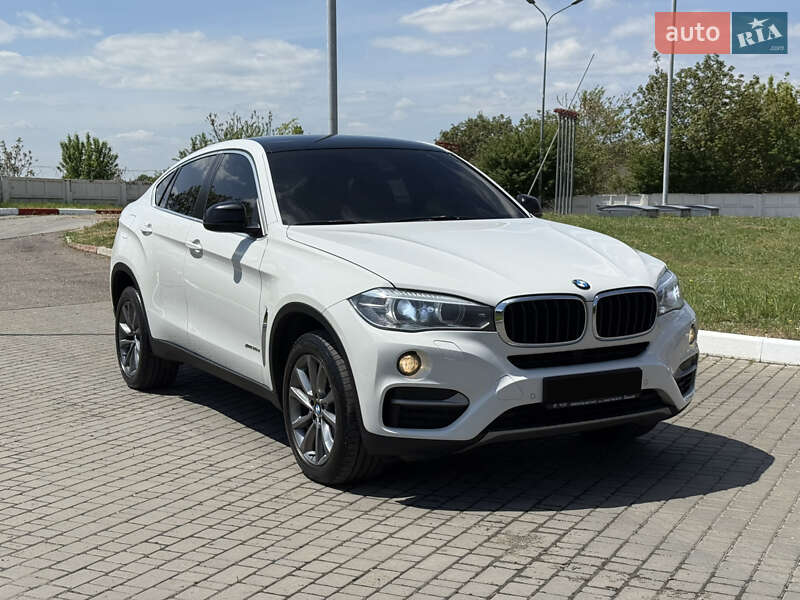 Позашляховик / Кросовер BMW X6 2015 в Одесі