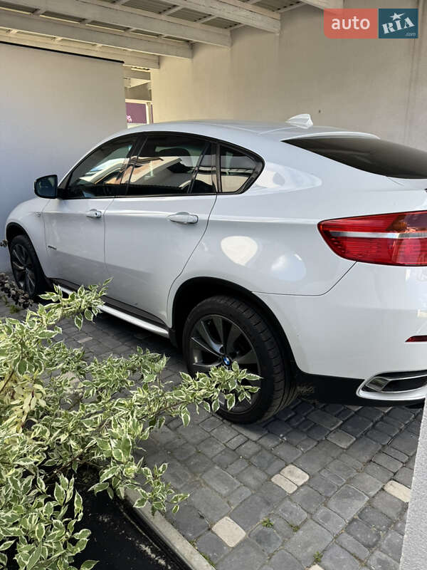 Позашляховик / Кросовер BMW X6 2009 в Ужгороді