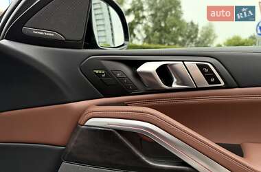 Позашляховик / Кросовер BMW X6 2023 в 