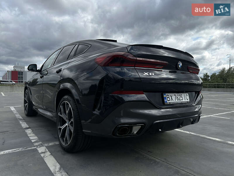 Внедорожник / Кроссовер BMW X6 2022 в Киеве
