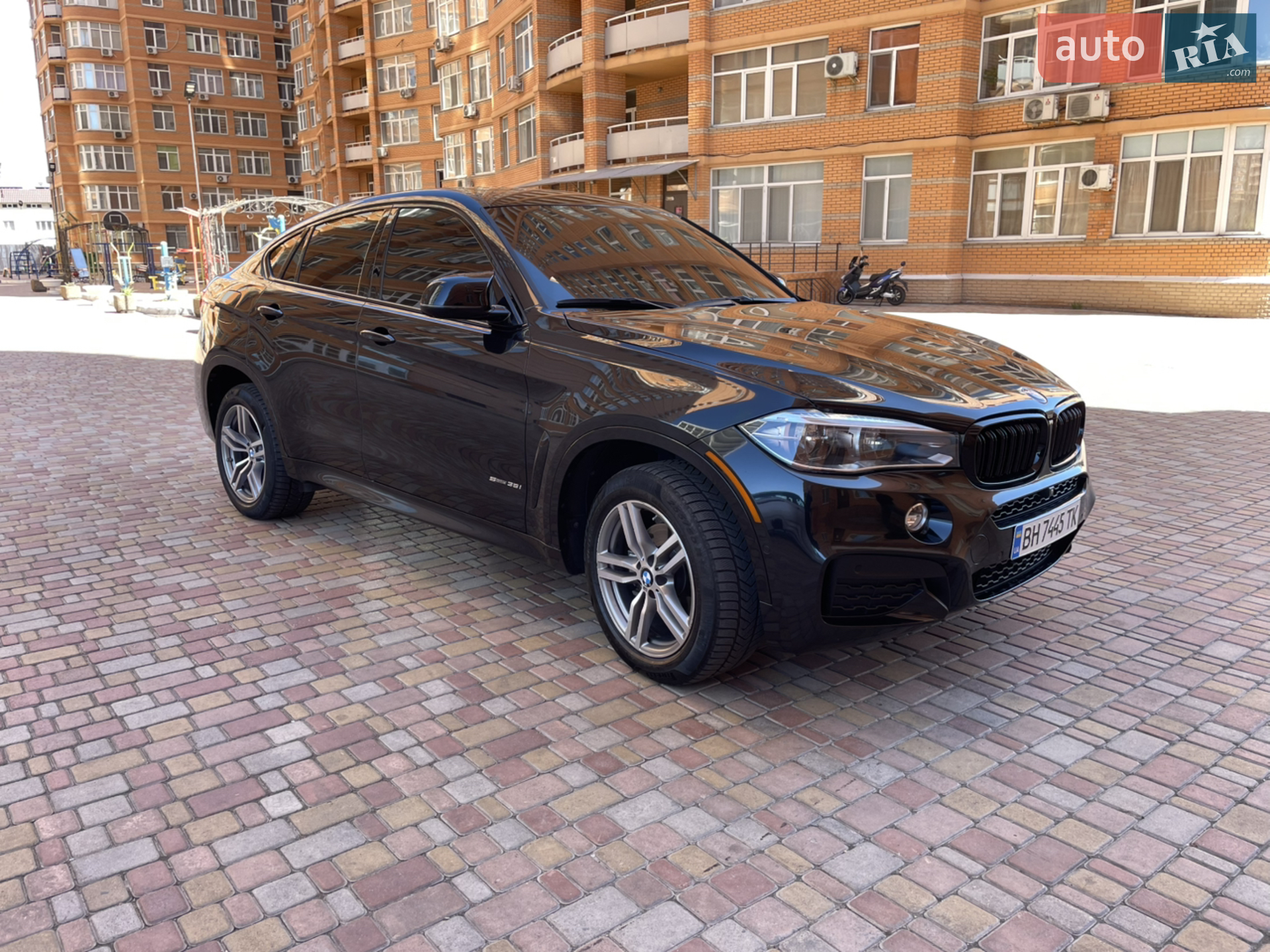 2017 BMW X6 - мініатюра 3