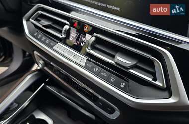 Позашляховик / Кросовер BMW X6 2020 в 