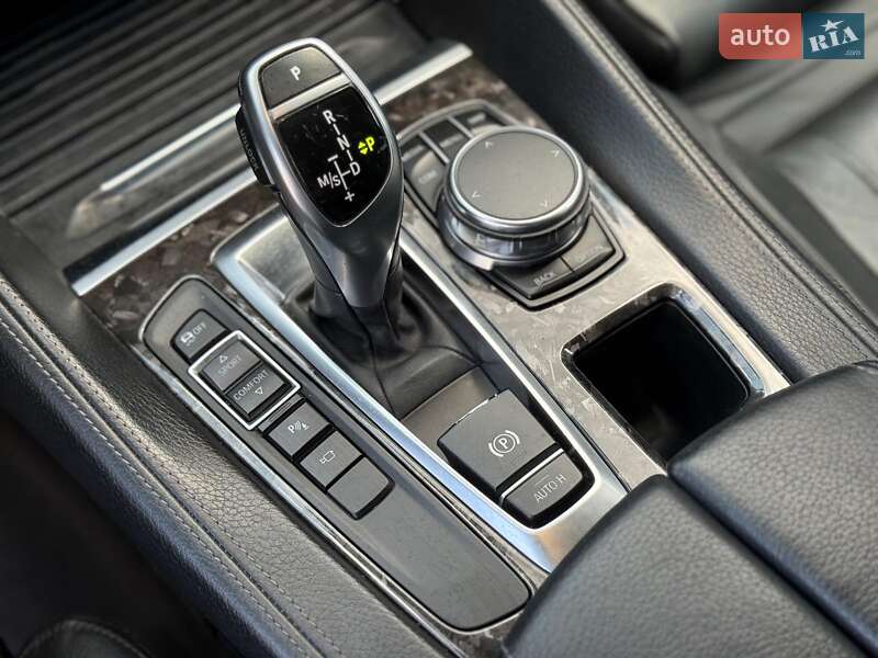 Внедорожник / Кроссовер BMW X6 2017 в Одессе