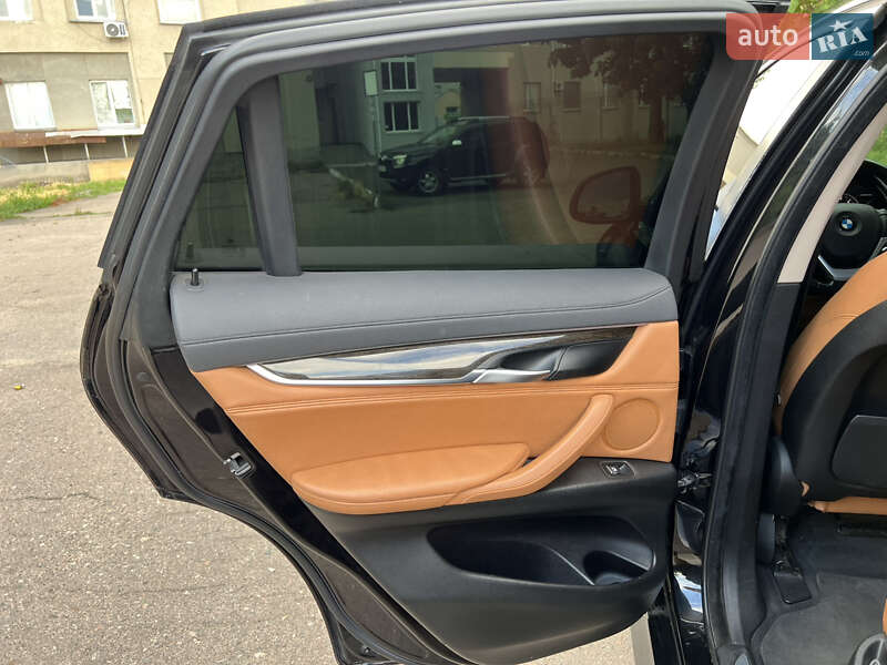 Внедорожник / Кроссовер BMW X6 2015 в Черкассах