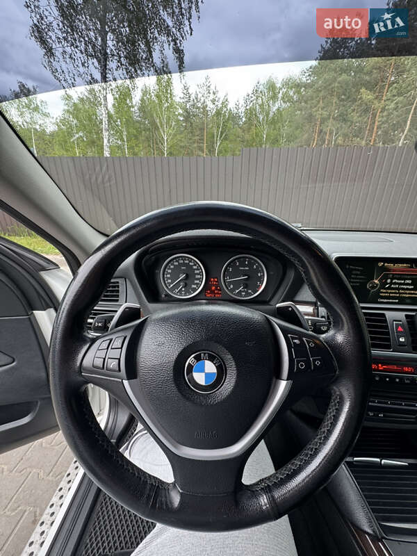Внедорожник / Кроссовер BMW X6 2012 в Буче