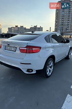 Внедорожник / Кроссовер BMW X6 2011 в 