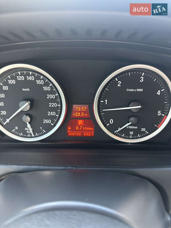 Внедорожник / Кроссовер BMW X6 2012 в Черновцах