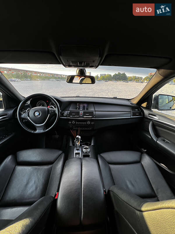Позашляховик / Кросовер BMW X6 2012 в Чернівцях