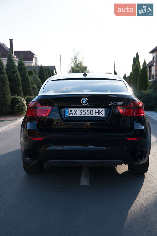 Внедорожник / Кроссовер BMW X6 2010 в Полтаве