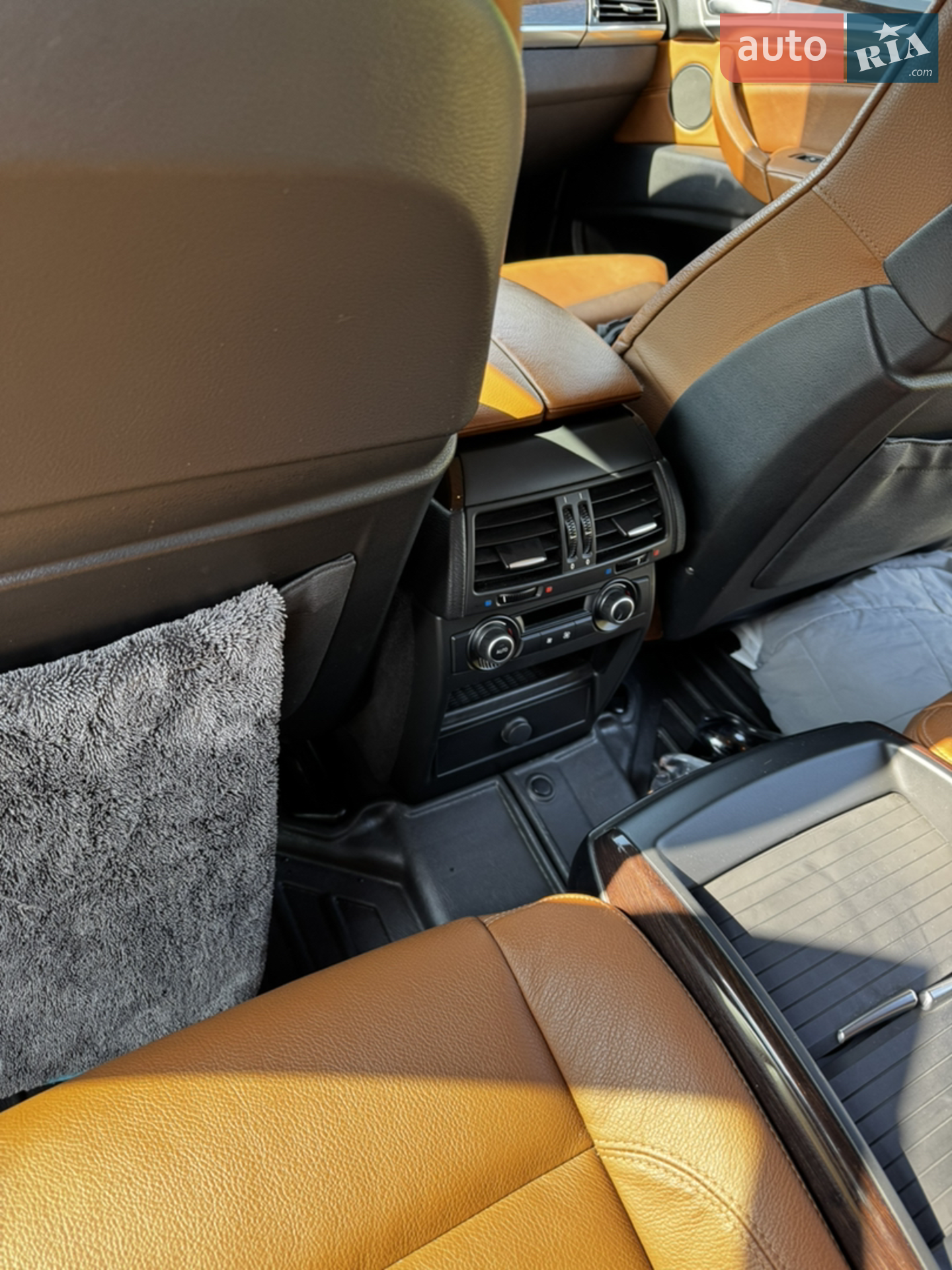 2010 BMW X6 - мініатюра 12
