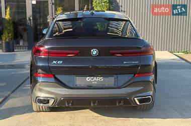 Позашляховик / Кросовер BMW X6 2022 в 