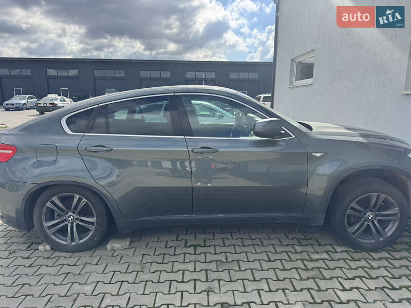 BMW X6 2011