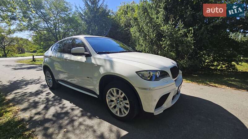 BMW X6 2011