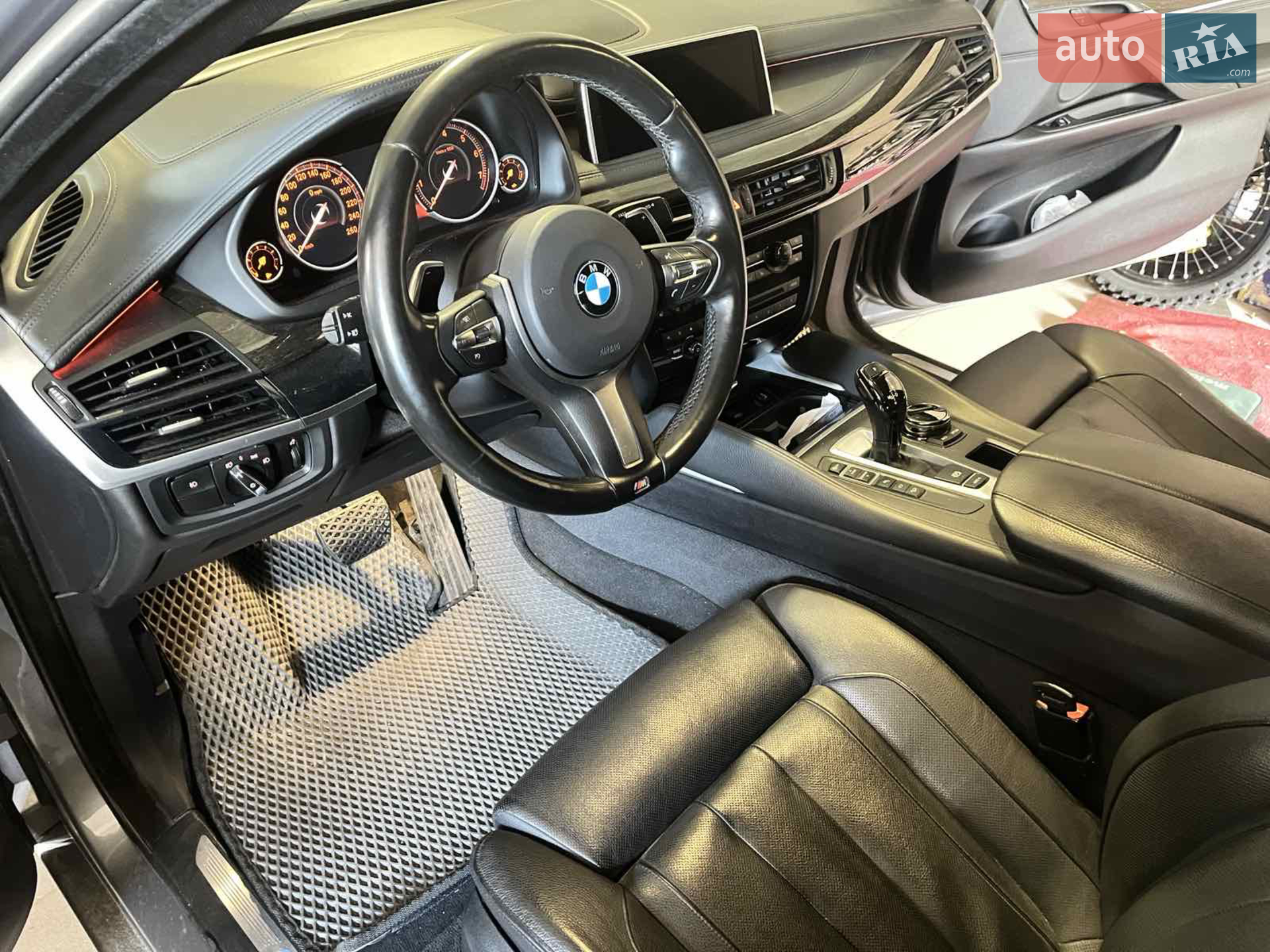 2015 BMW X6 - мініатюра 13