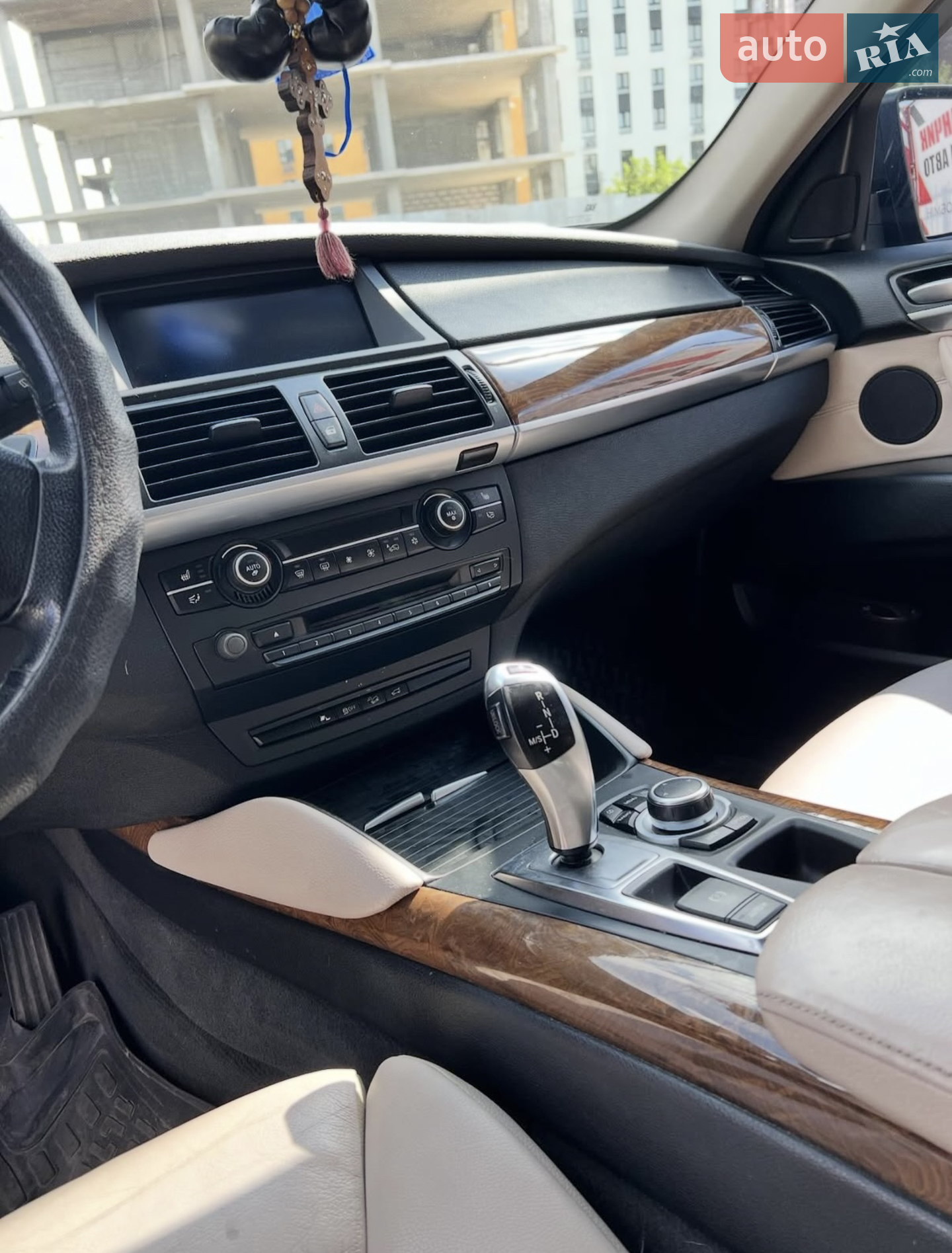 2011 BMW X6 - мініатюра 12