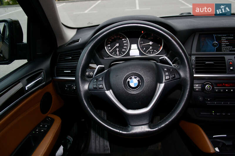 Внедорожник / Кроссовер BMW X6 2013 в Киеве