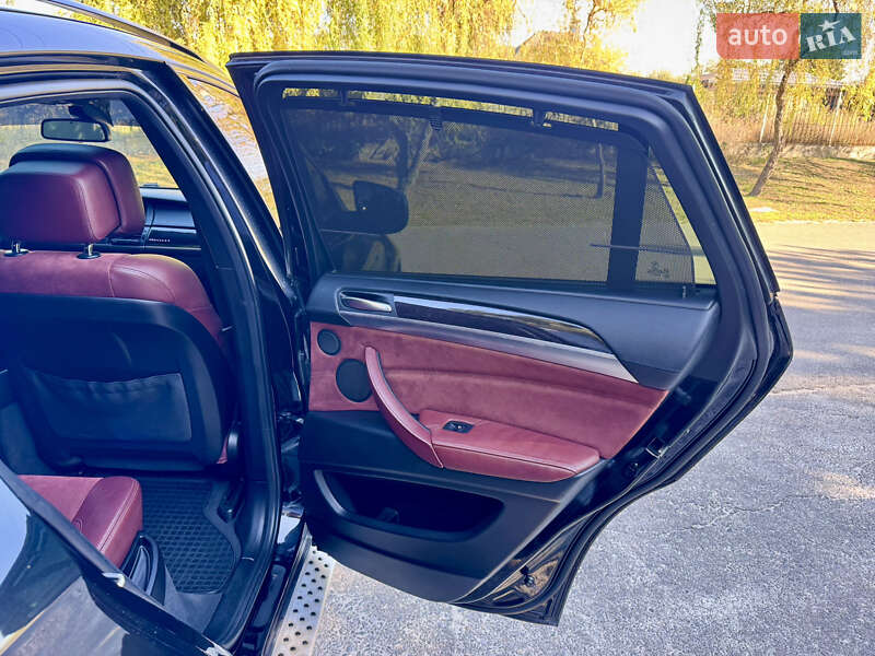 Позашляховик / Кросовер BMW X6 2012 в Кам'янському