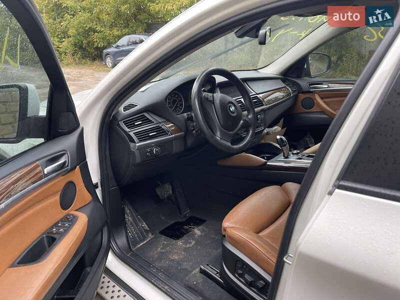 Позашляховик / Кросовер BMW X6 2012 в Луцьку