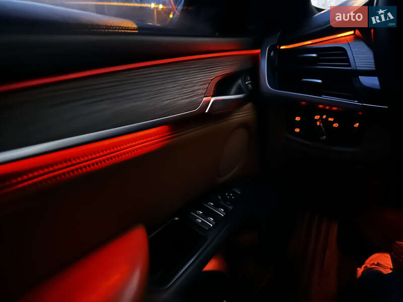 Позашляховик / Кросовер BMW X6 2015 в Харкові